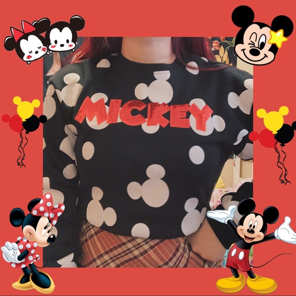 Mickey Mouse Sweater 🍭💓 - Picture 1 of 6